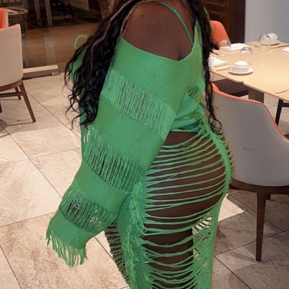 Green Fringe Set - Picture 2 of 2